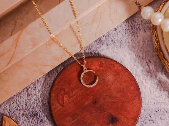 Eternal Shine Moon Pendant Necklace - Curvy Jewels