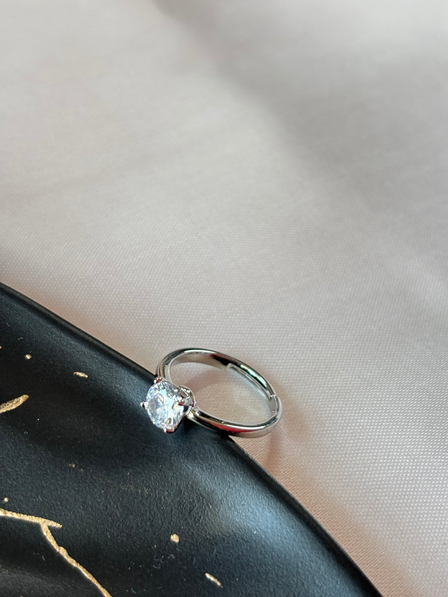 Aristelle - Curvy Jewels