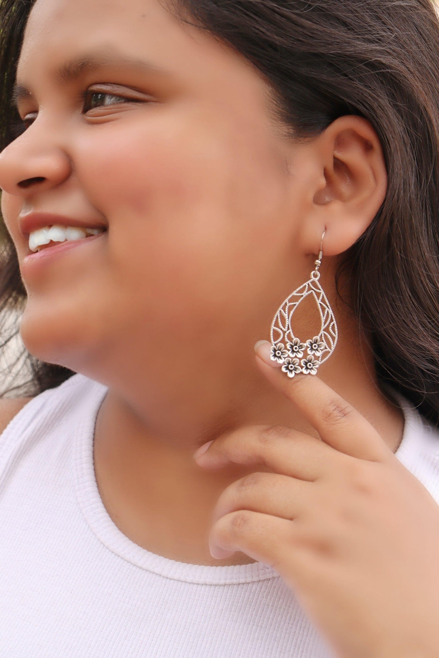 Floral Elegance Jhumka Earrings - Curvy Jewels