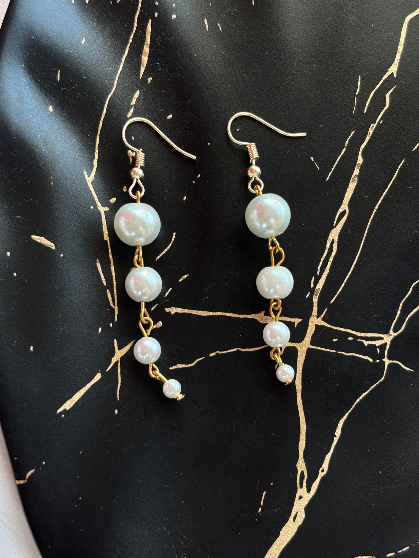 Gold Drop Earrings with Graduated Pearls