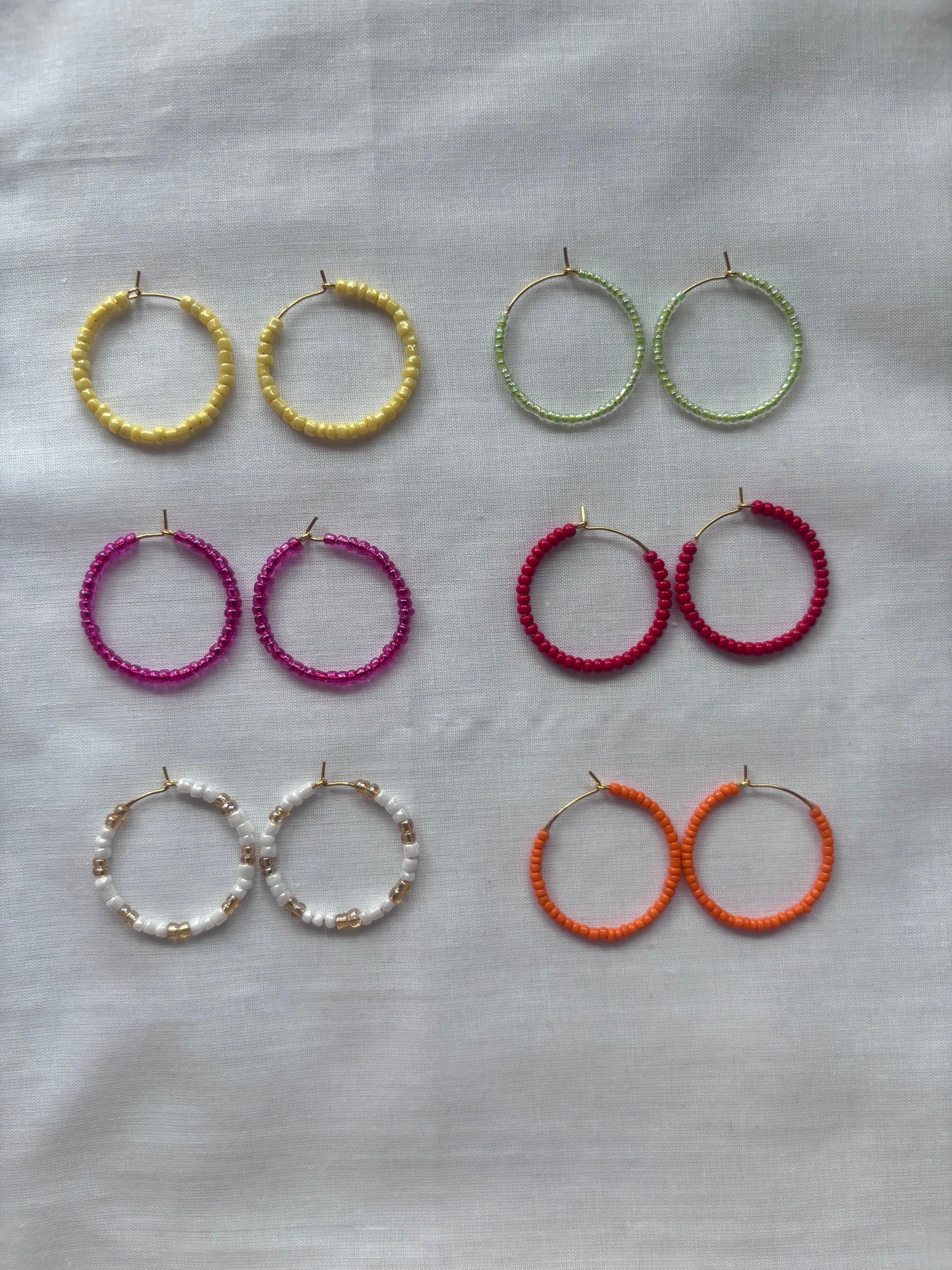 Pair of 6 Hoops - Curvy Jewels