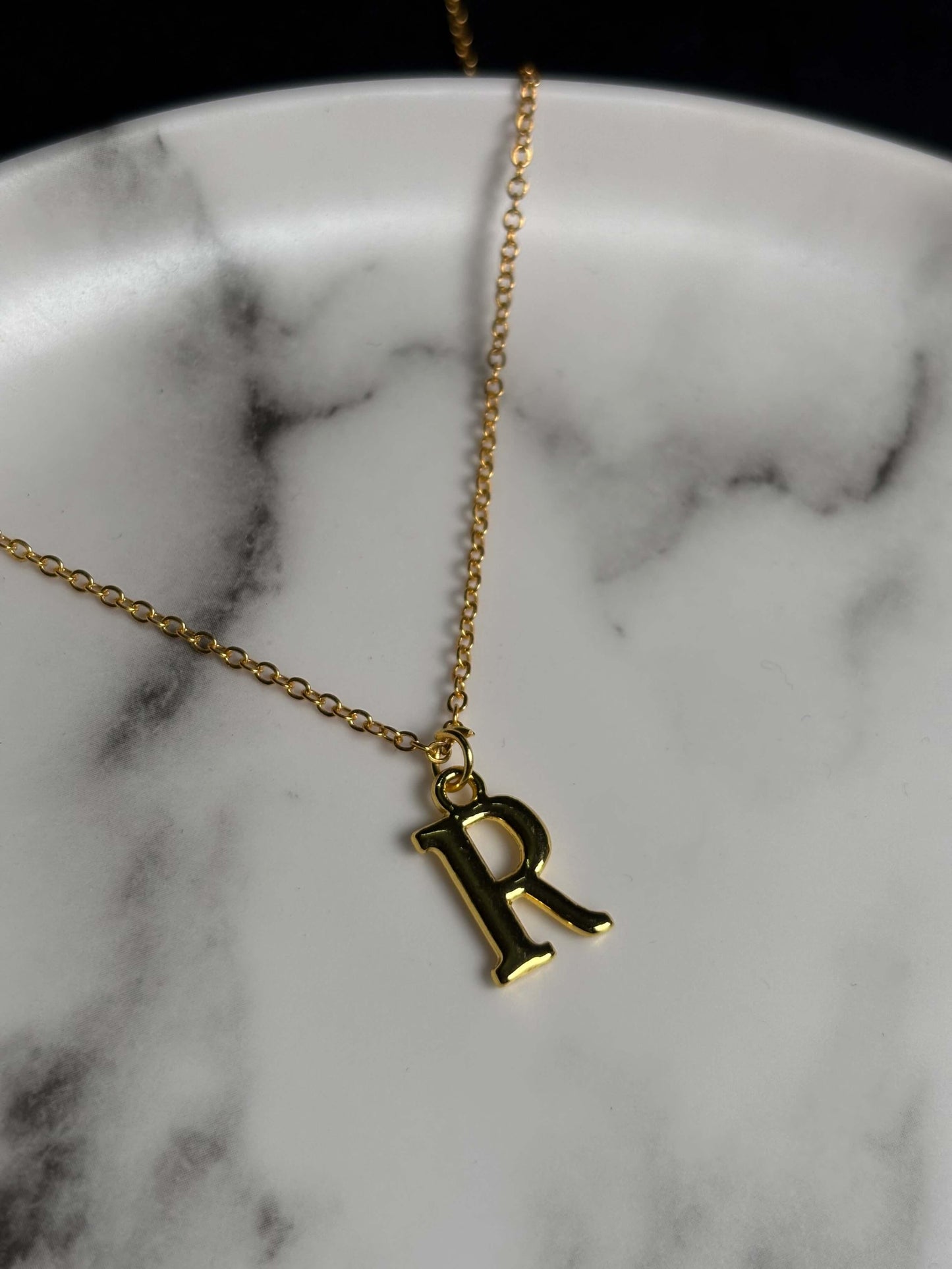 Personalized Gold Initial Necklaces - Curvy Jewels