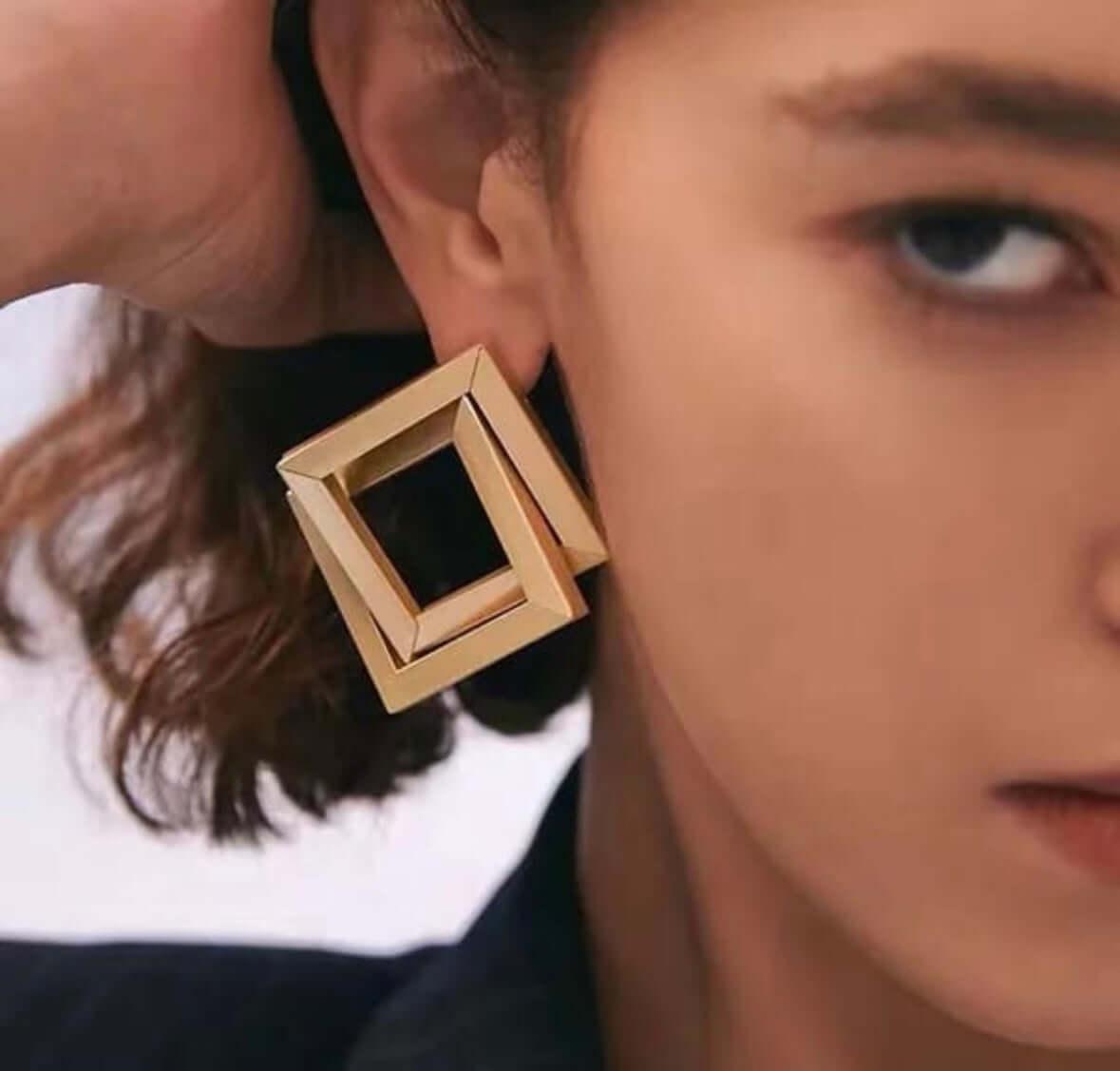 Geometric Elegance Earrings - Curvy Jewels