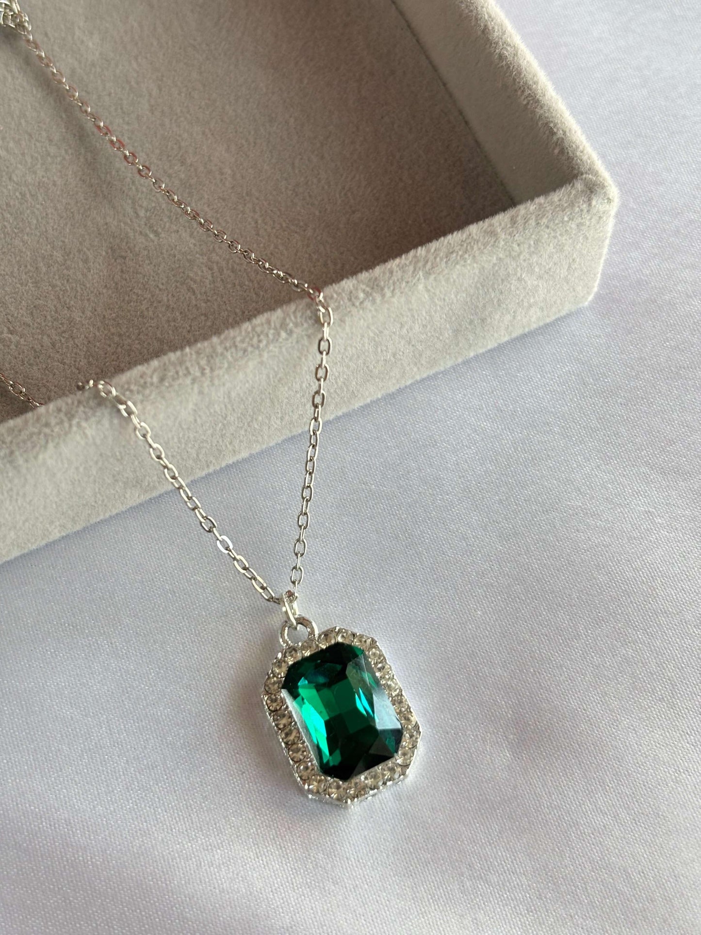 Regalia Elegance Necklace - Curvy Jewels