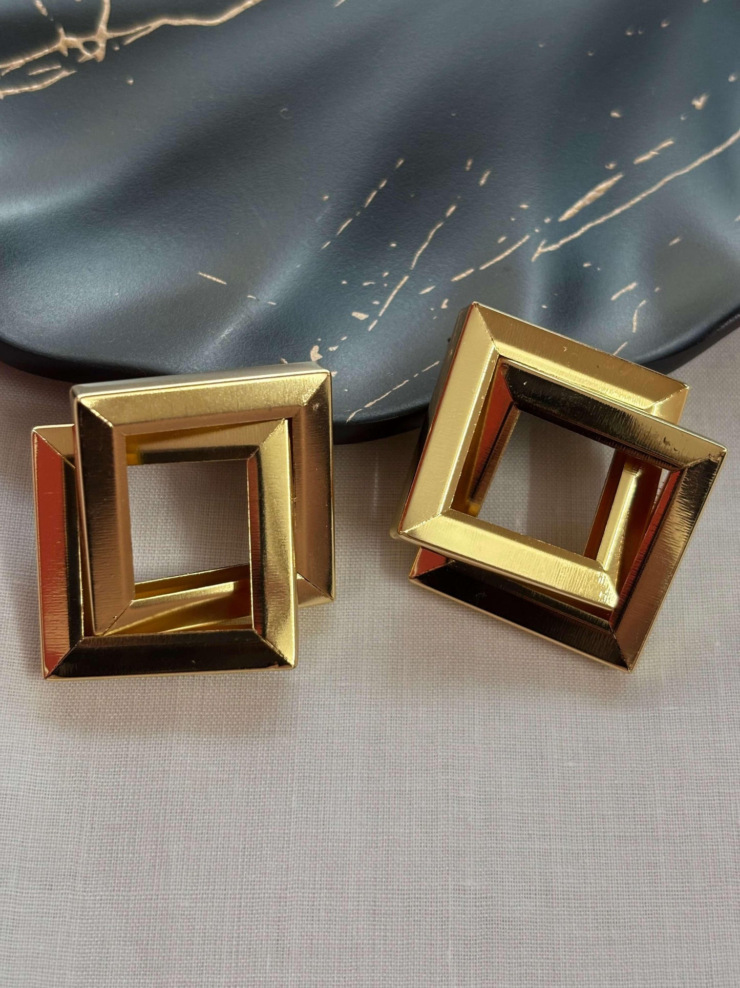 Geometric Elegance Earrings - Curvy Jewels