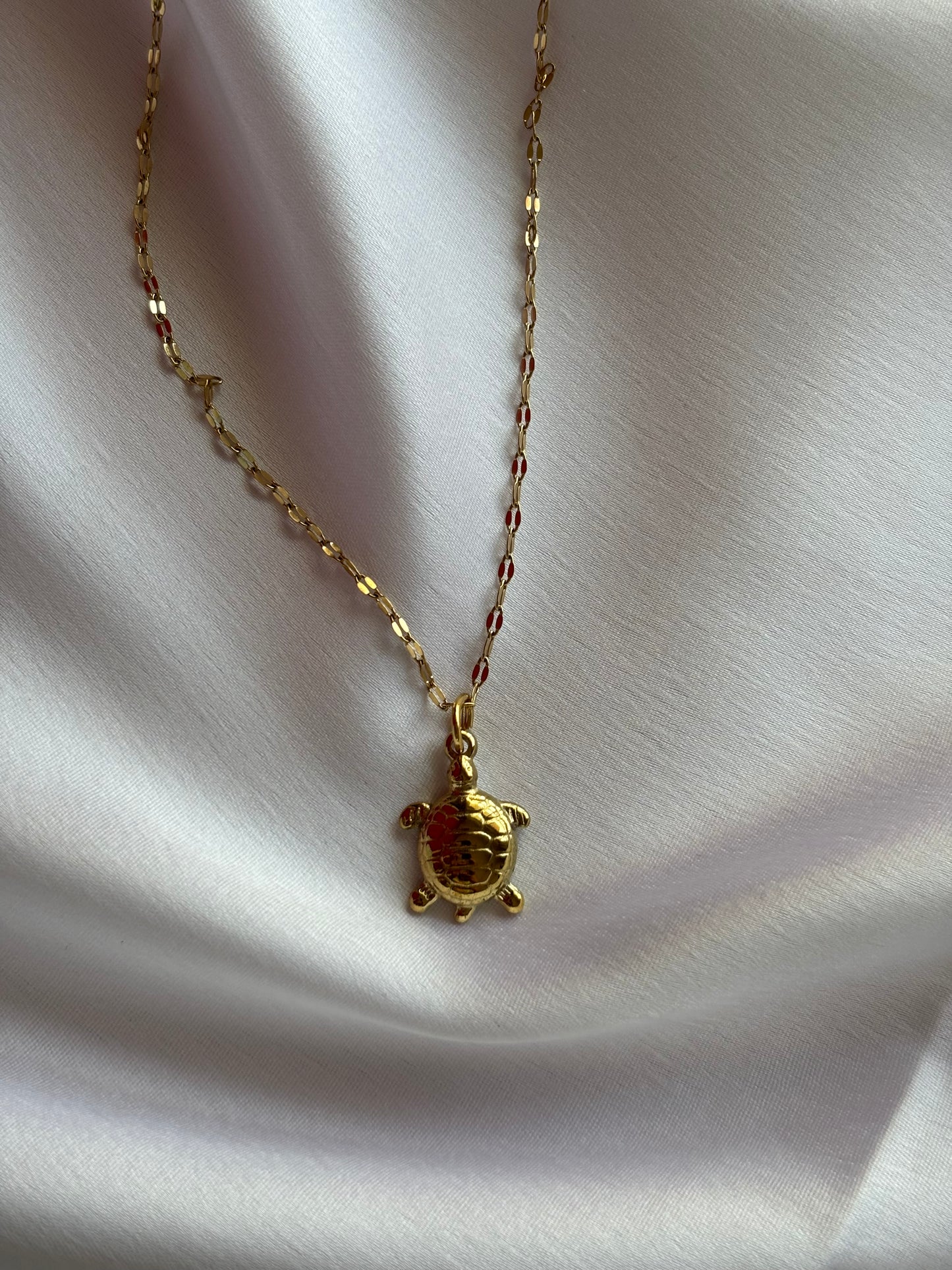 Gold Anti-Tarnish Turtle Pendant Necklace🐢