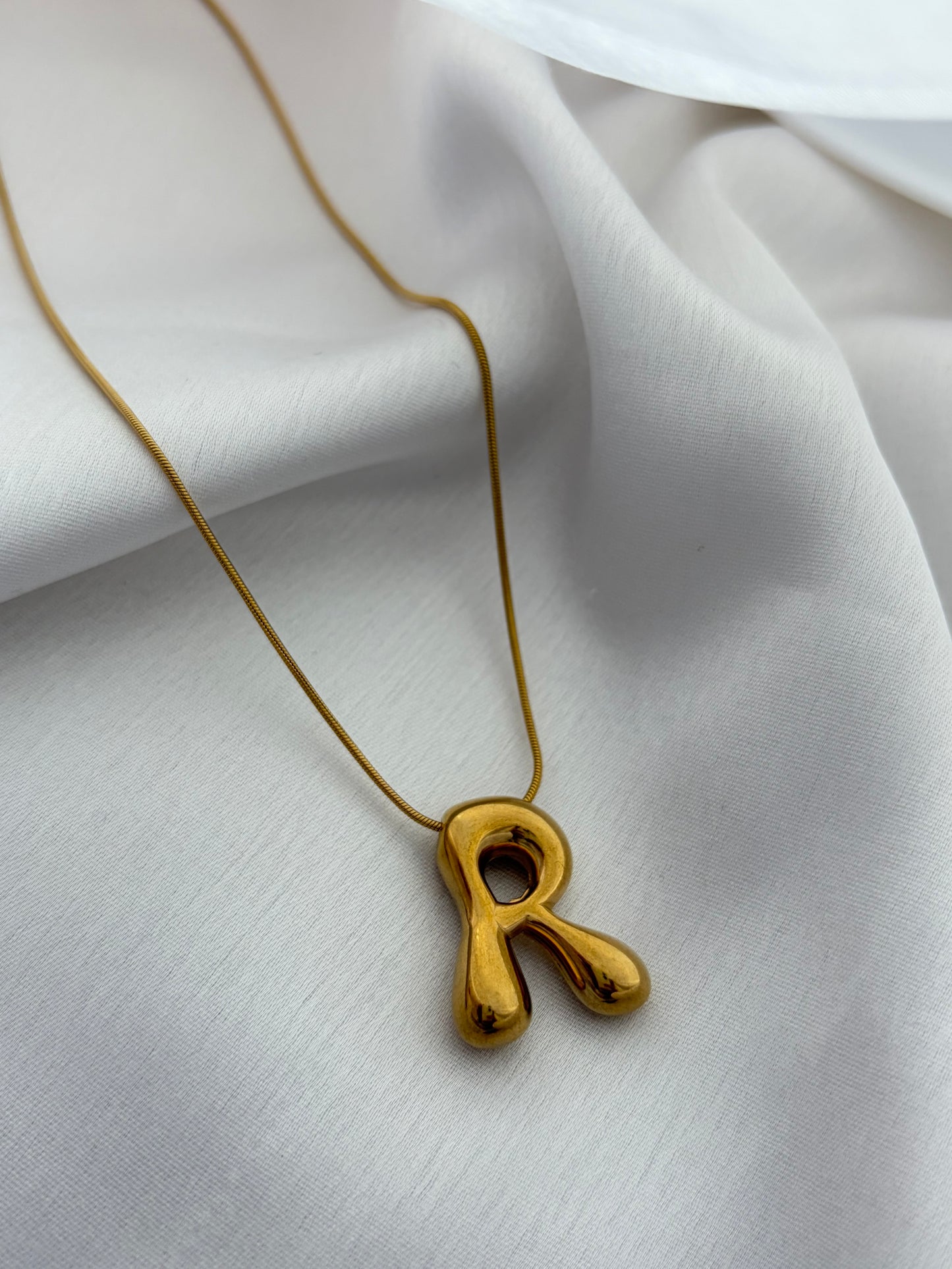 Bubble Letter R Gold Necklace
