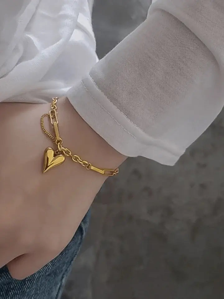 Double Layered Heart Bracelet - Curvy Jewels