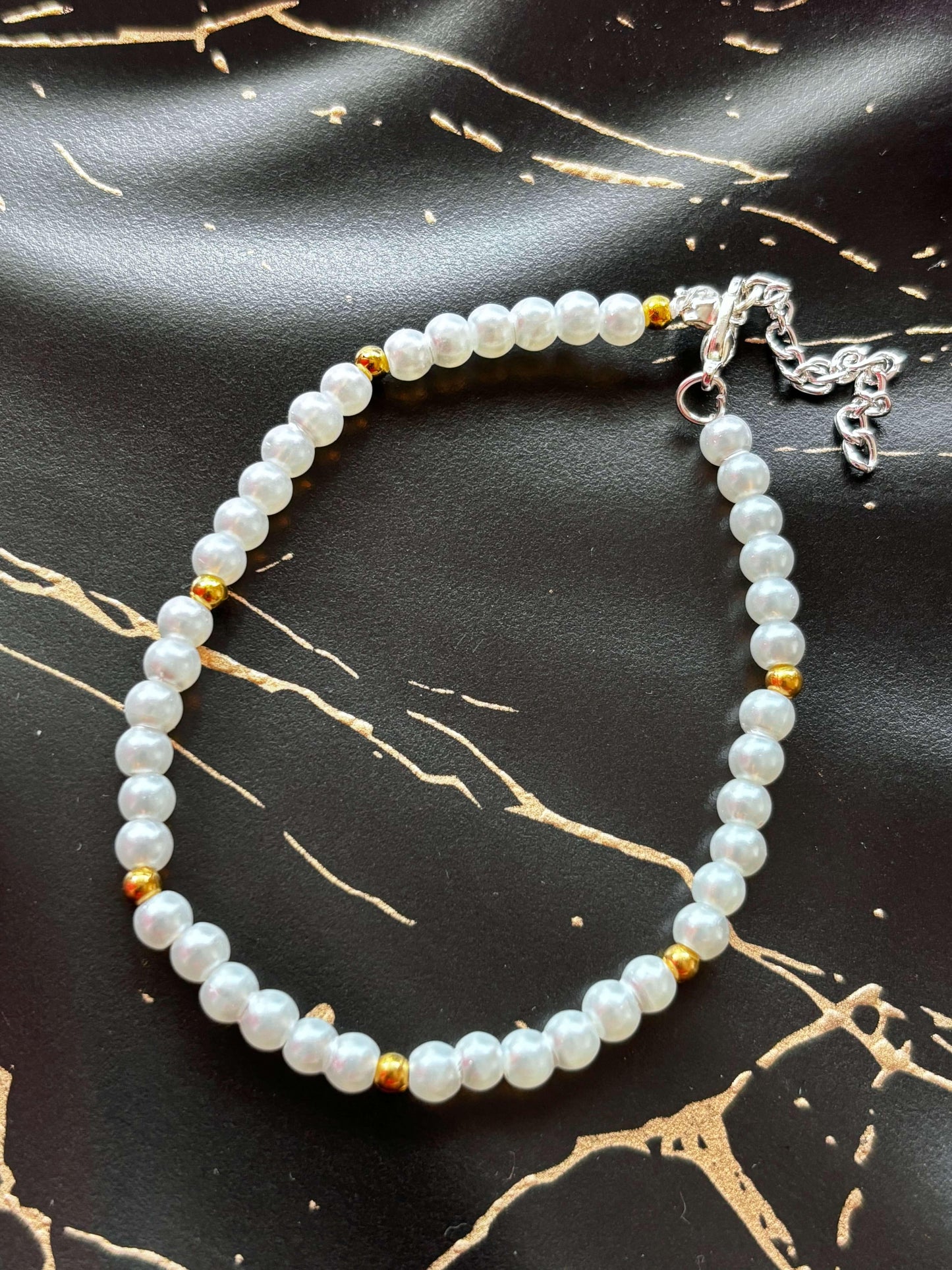 Elegant Pearl Adjustable Bracelet - Curvy Jewels