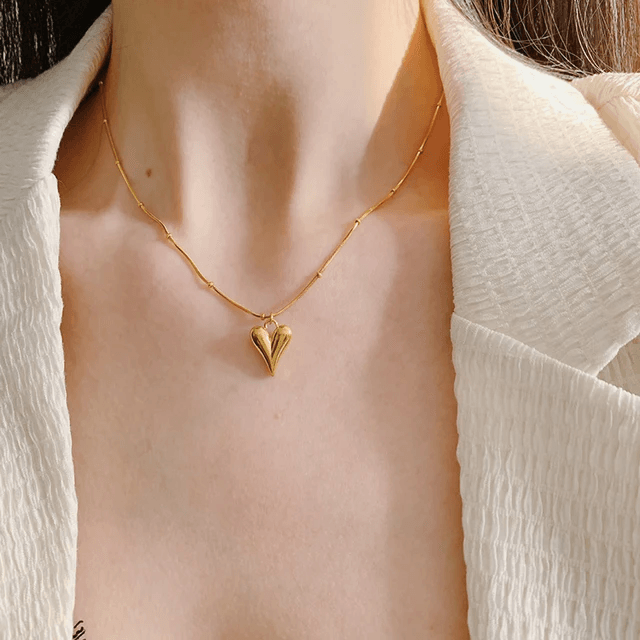 Graceful Luxury - Curvy Jewels