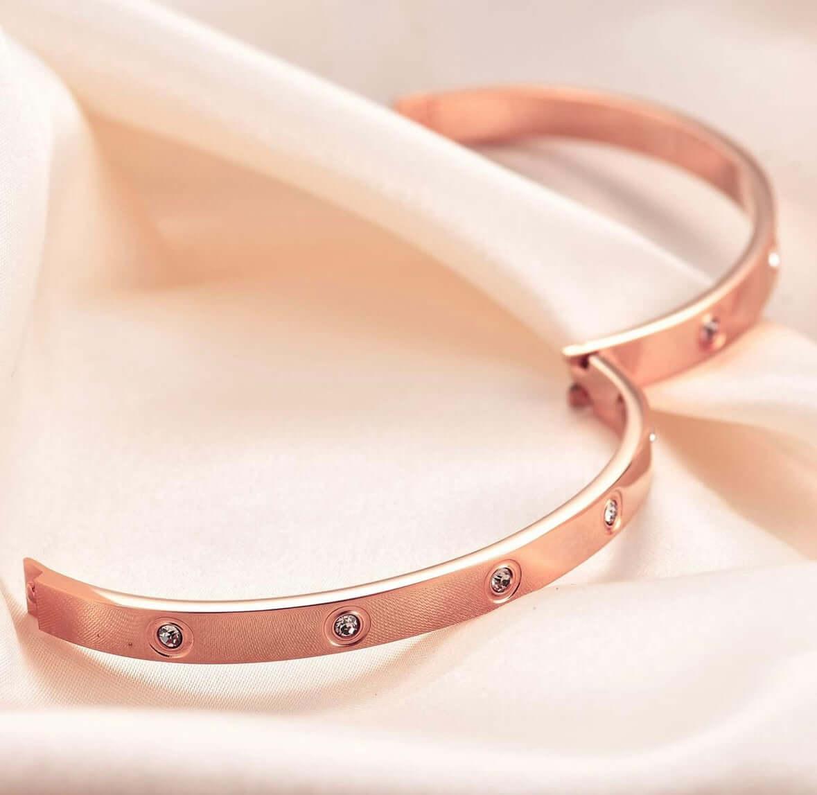 Eterna Kada Bracelet in Rose Gold - Curvy Jewels