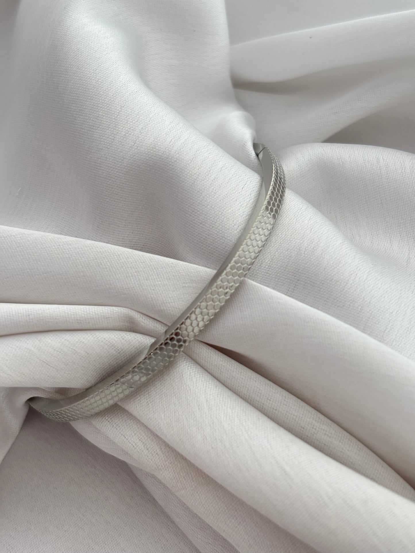 Sleek Designer Kada