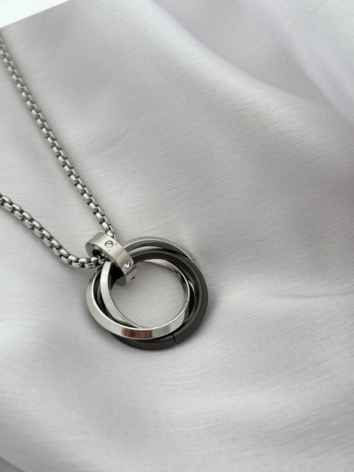 Dual-Core Pendant Necklace for Men!