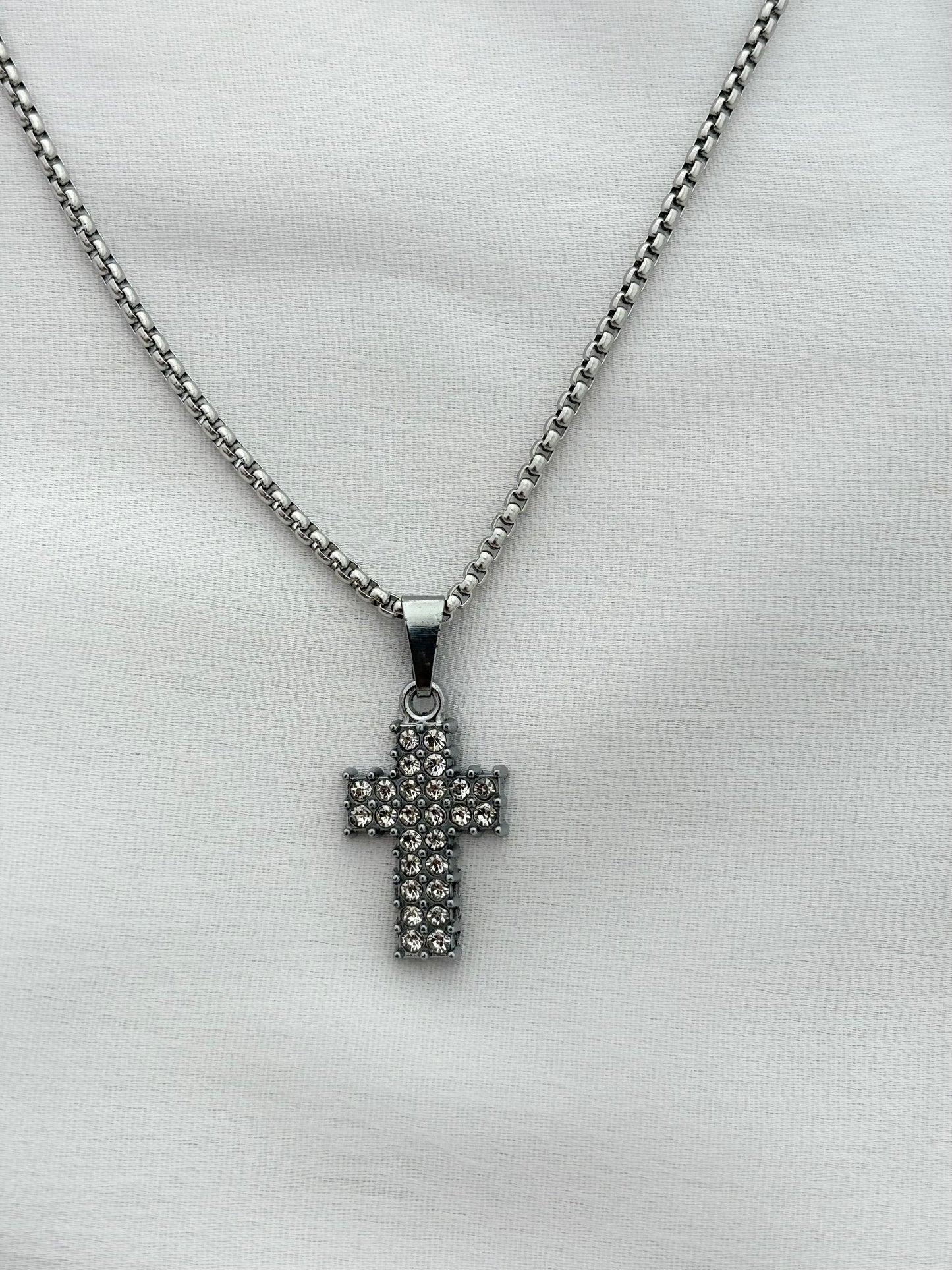 Silver Unisex Cross Pendant Necklace