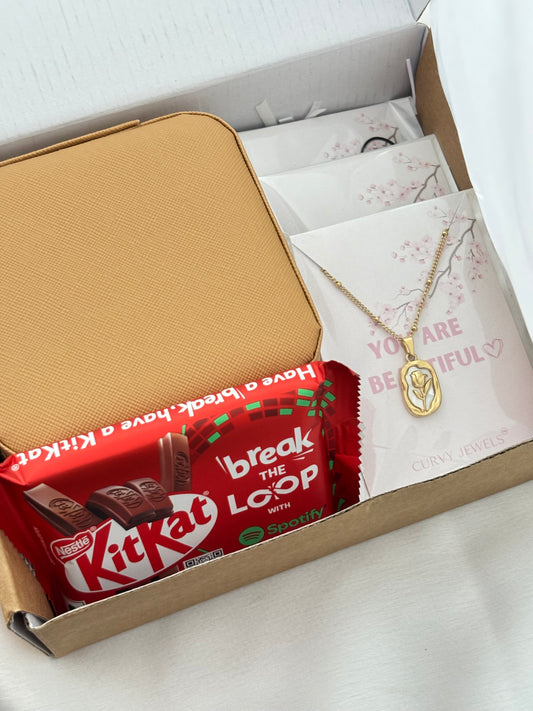 Raksha Bandhan Hamper For Sister