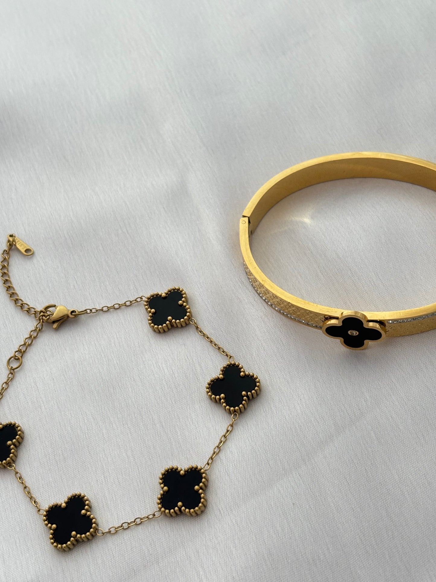 Gold Clover Anti Tarnish Bracelet Stack