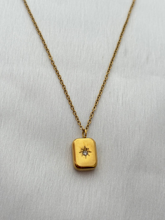 Golden Starburst Anti Tarnish Necklace ✨💛