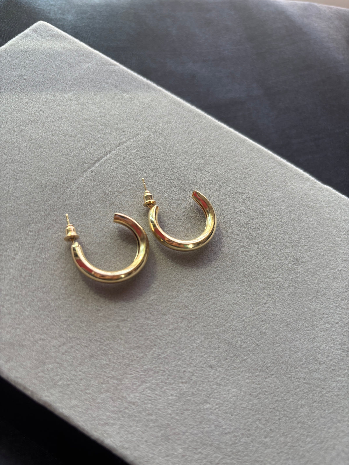Classic Gold Chunky Open-Hoop Earrings