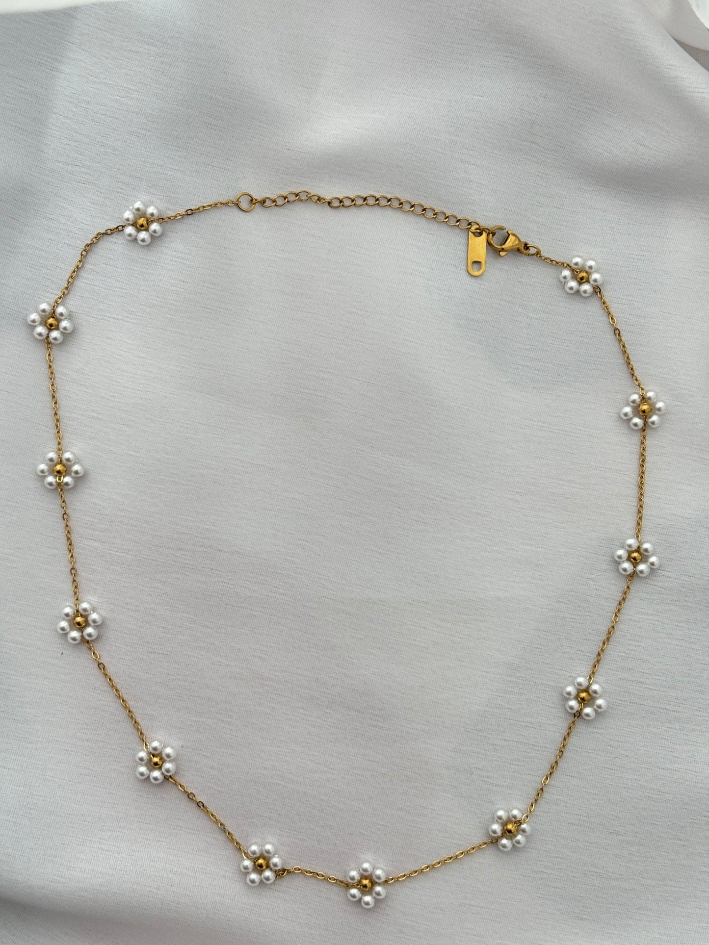 Delicate Pearl Flower Anti Tarnish Necklace