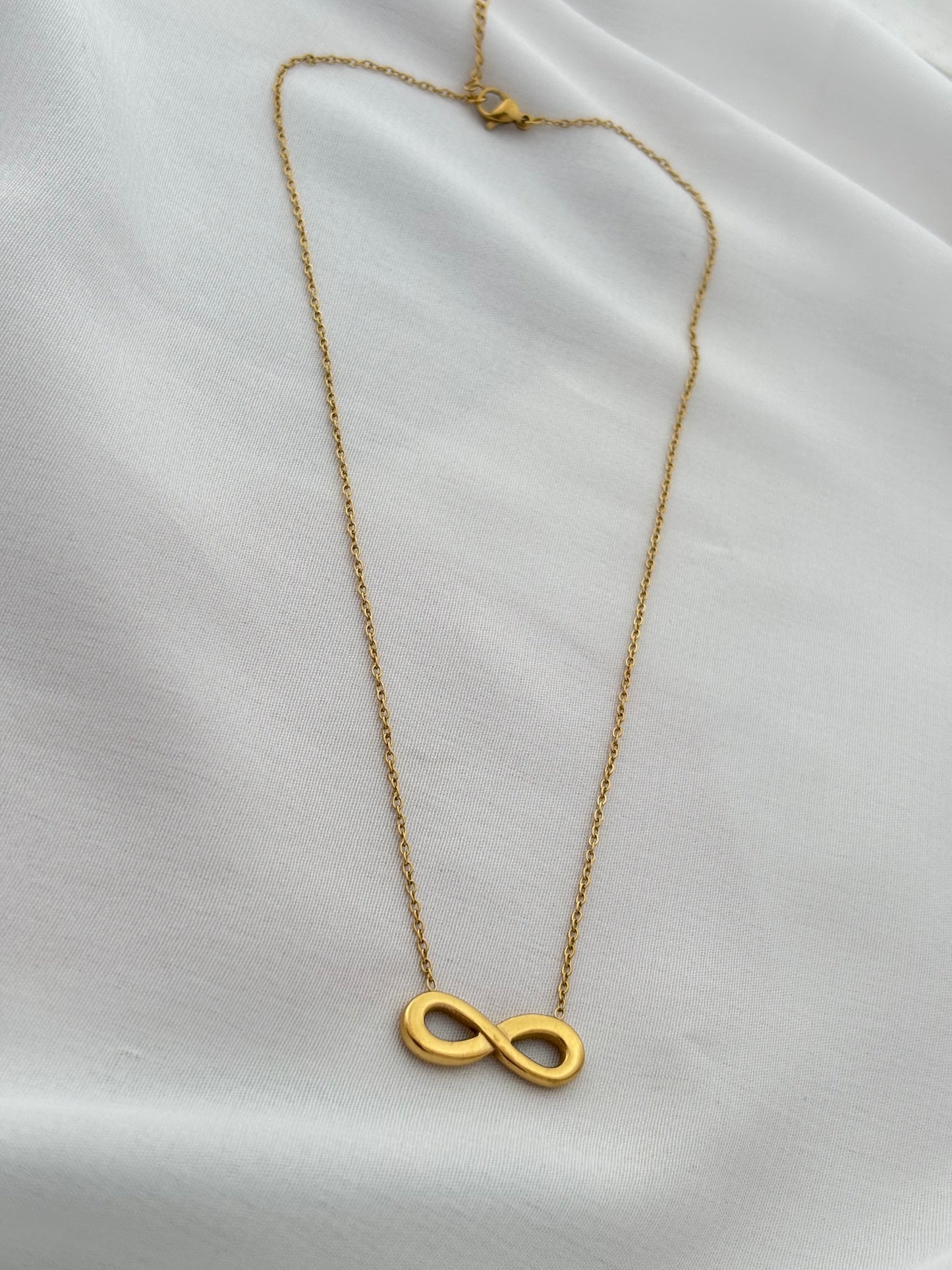 Infinity Necklace - Anti tarnish | Water Resistant | Hypoallergenic