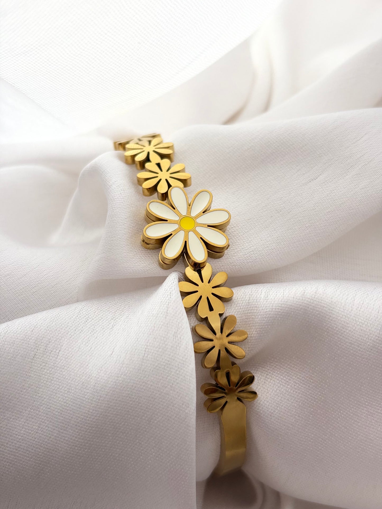 Gold Daisy Floral Kada