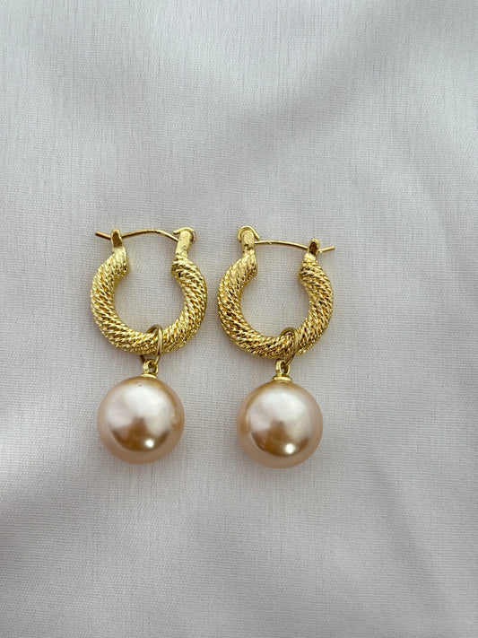 Golden Grace Earrings ✨