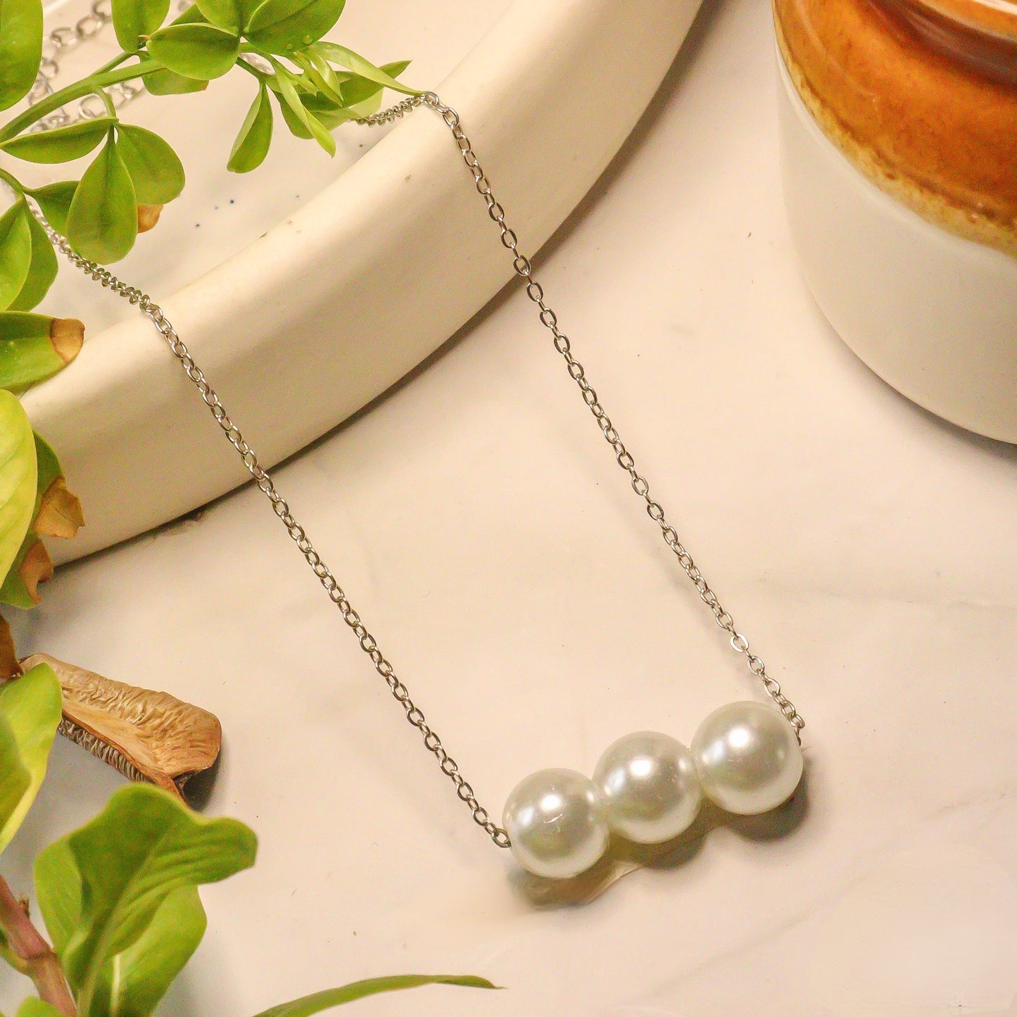 Elegant Pearl Necklace