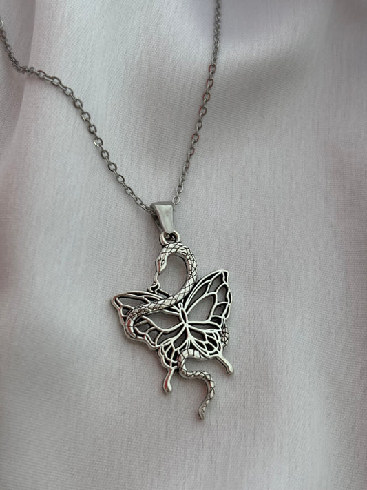 Serpent Wings Necklace 🖤